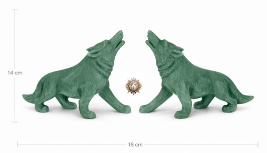 Green Aventurine Howling Wolf Carving – Hand Carved Natural Crystal Sculpture
