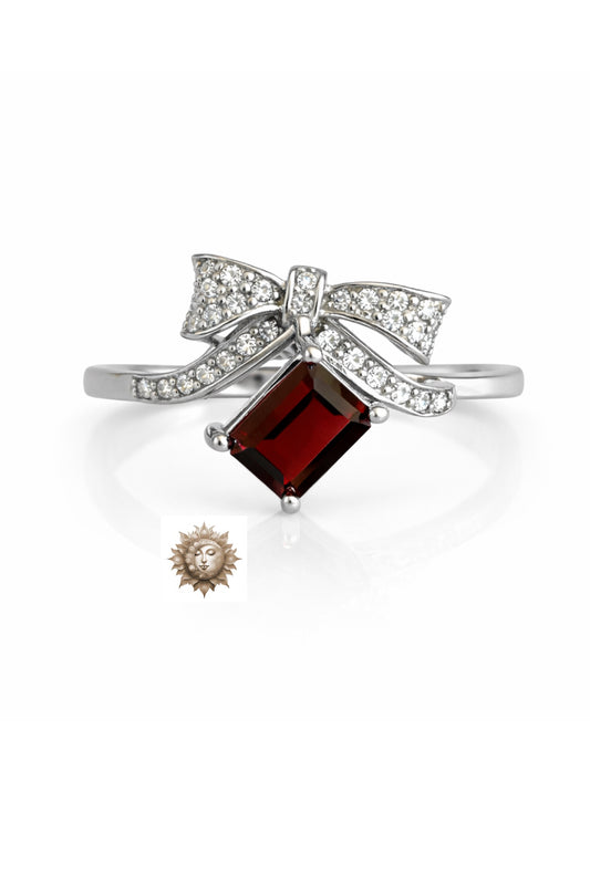 Garnet and Zircon Bow Detail Crystal Adjustable 925 Sterling Silver Ring