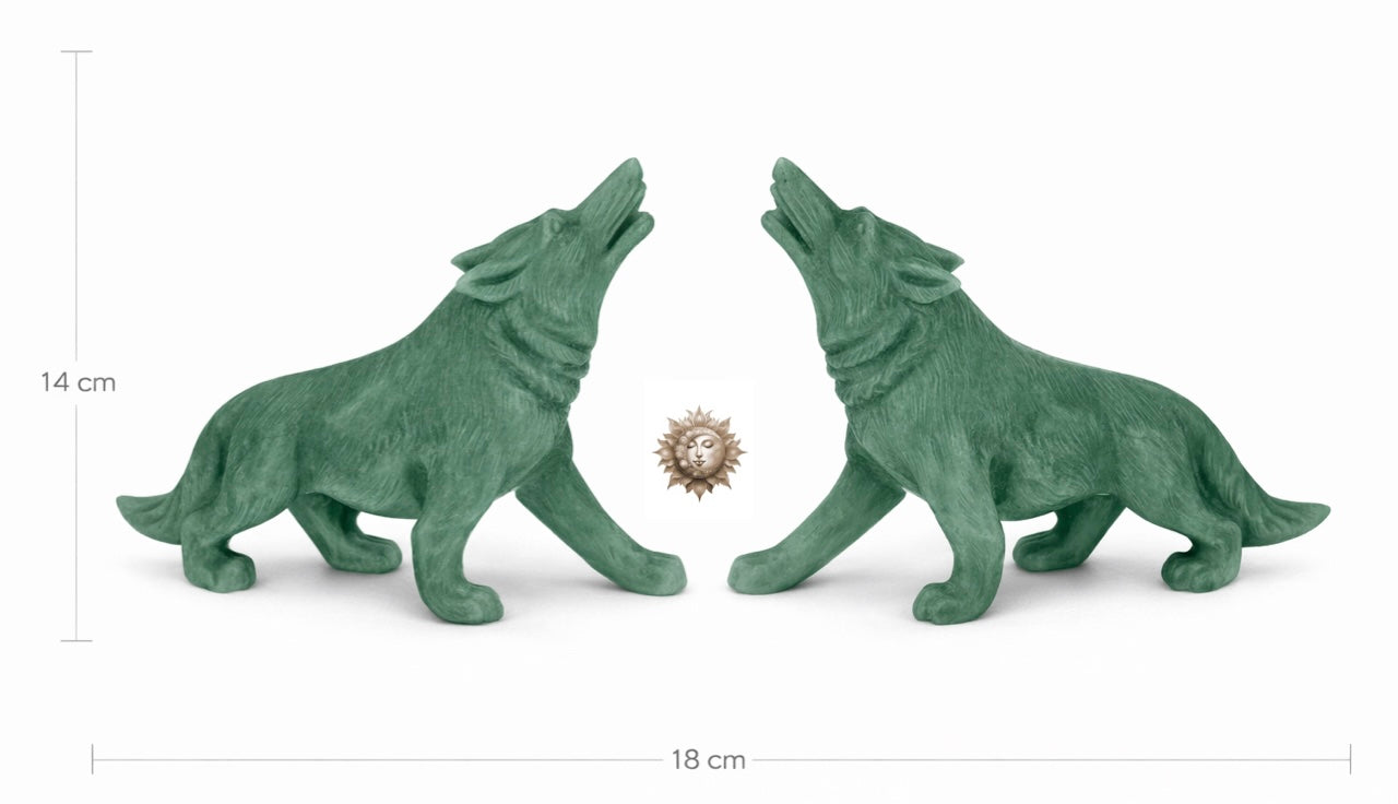 Green Aventurine Howling Wolf Carving – Hand Carved Natural Crystal Sculpture