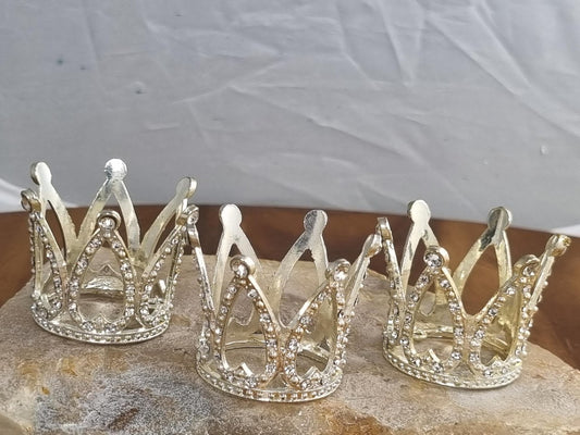 Silver Crown Sphere Stands